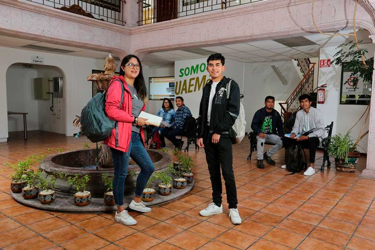 UAEMéx: Líder en vinculación, educación y apoyo social en el Estado de México