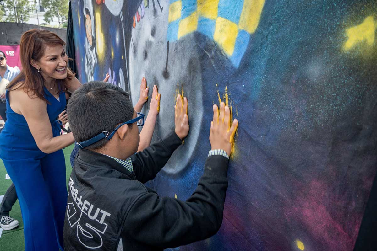 DIF Toluca promueve la inclusión y bienestar de las personas con síndrome de down.