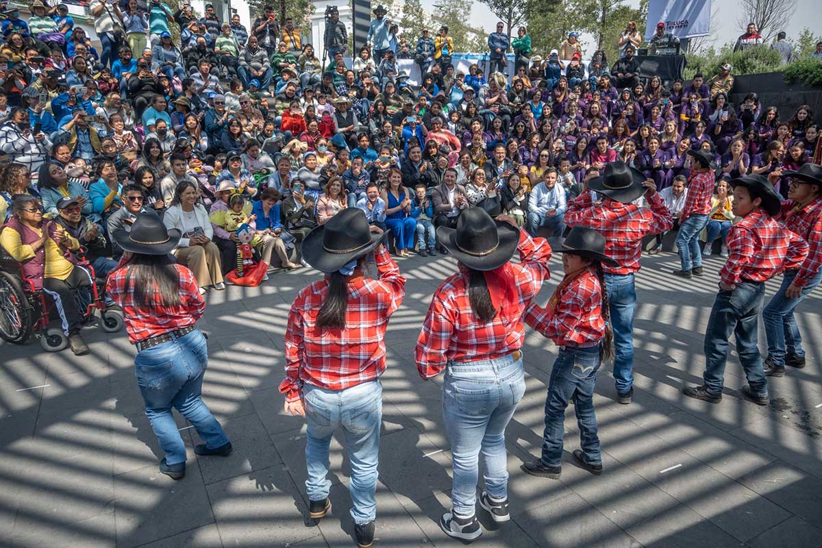 DIF Toluca promueve la inclusión y bienestar de las personas con síndrome de down.
