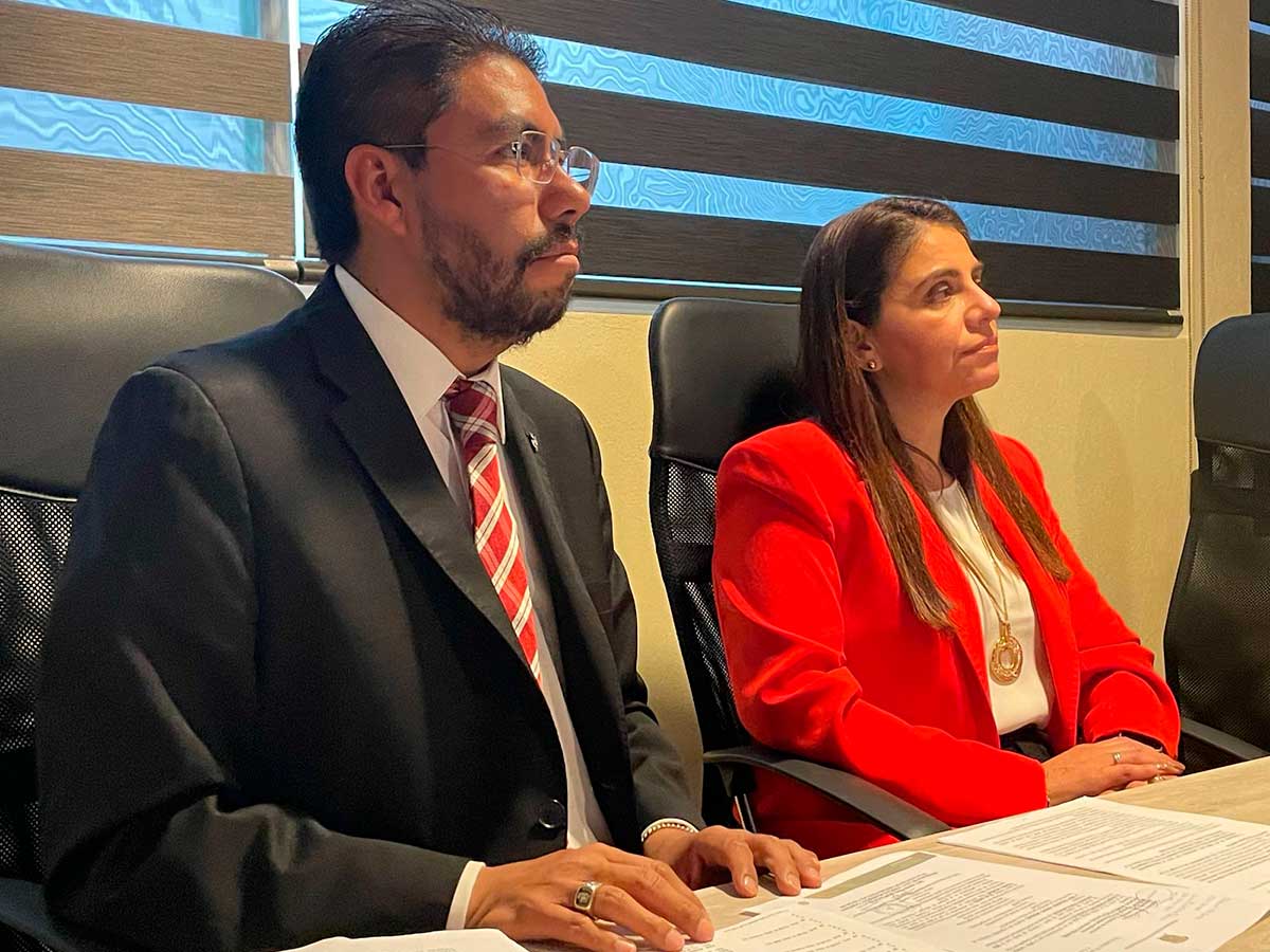 Laura Benhumea académica de la UAEMéx presenta recursos por inconformidad a su exclusioón al proceso para aspirar a rectoría.