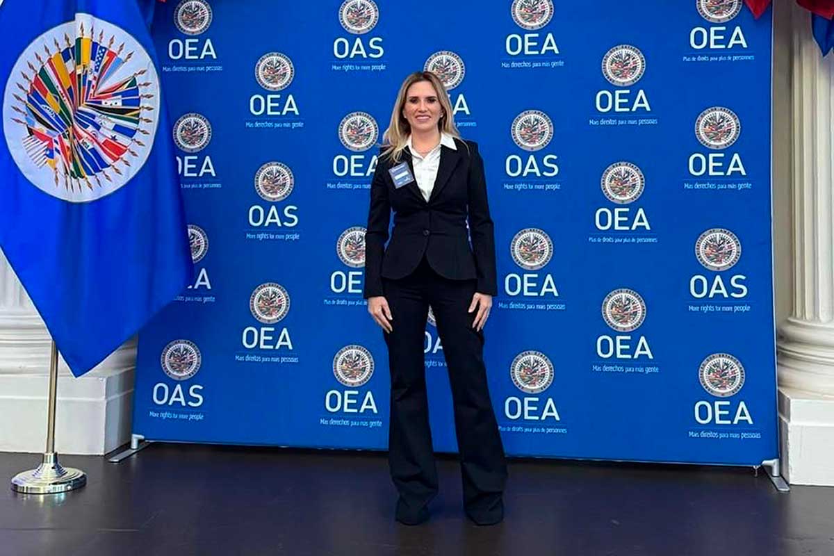 Romina Contreras presenta en la OEA el exitoso modelo de salud de Huixquilucan