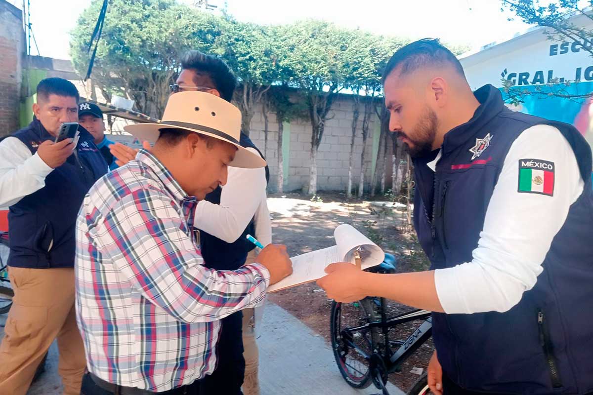 Elementos de seguridad de Toluca dan platicas sobre adicciones en escuelas.
