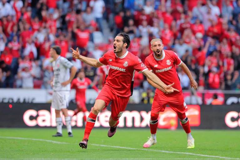 Toluca remonta con espectacularidad: Alexis Vega brilla con hat-trick ...