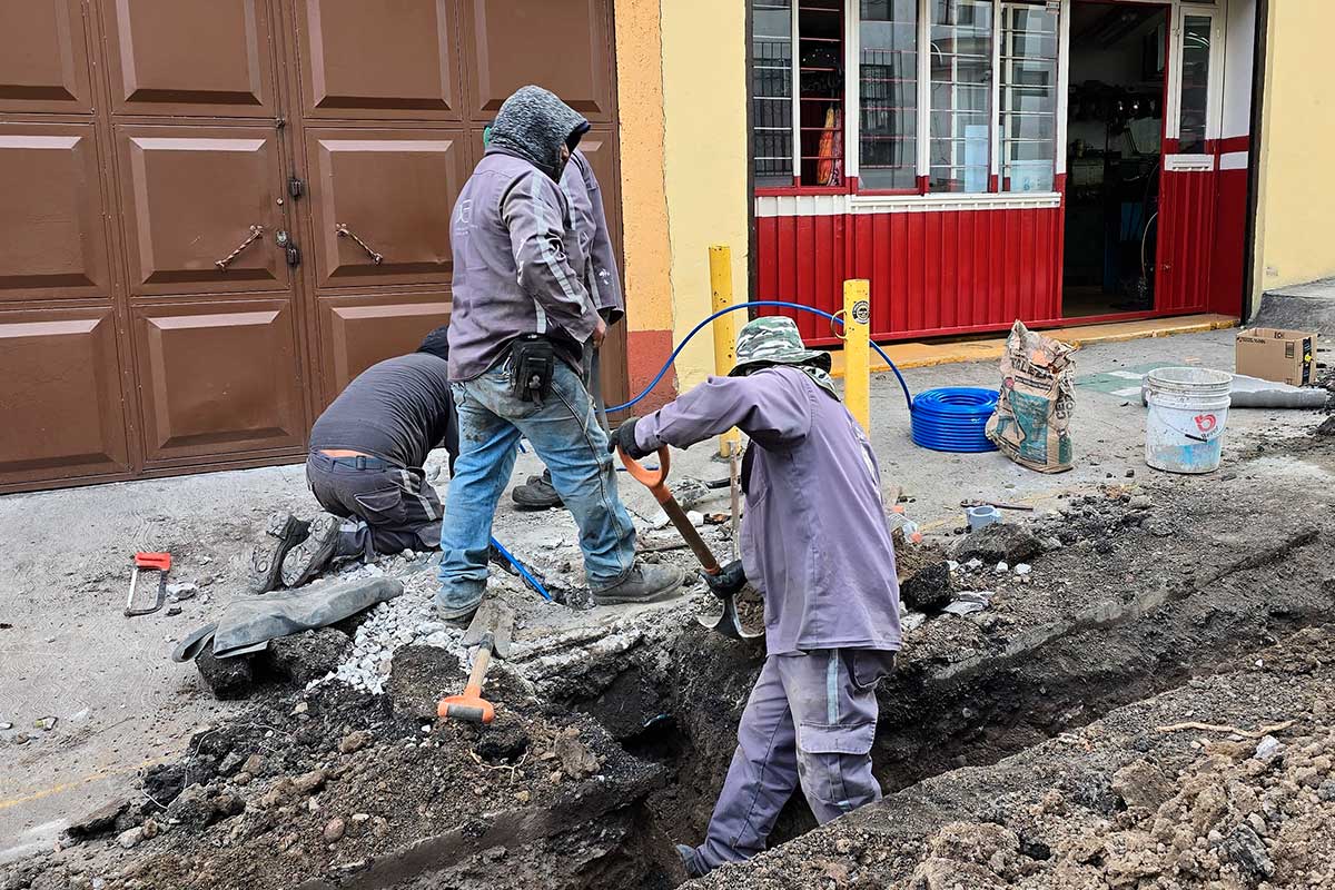 Toluca renueva su red de agua potable: Más de 300 familias beneficiadas