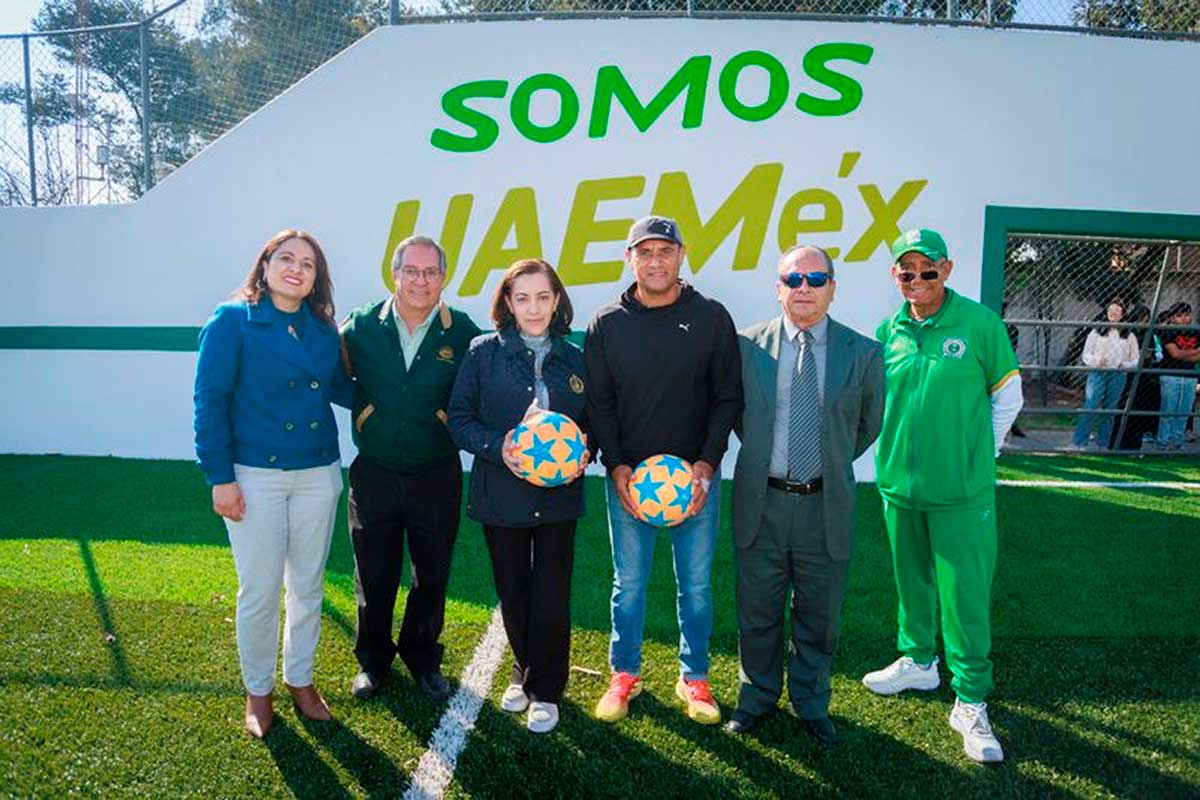 UAEMéx renueva cancha de fútbol rápido y fomenta el deporte universitario con apoyo de leyenda del Toluca