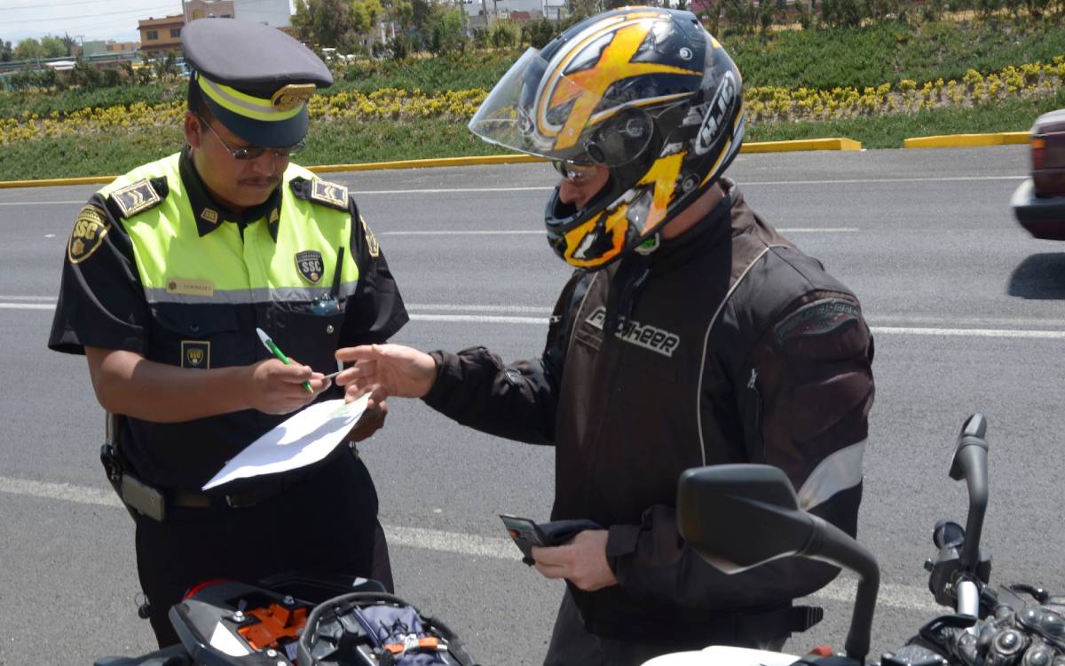 operativo contra motorratones en metepec