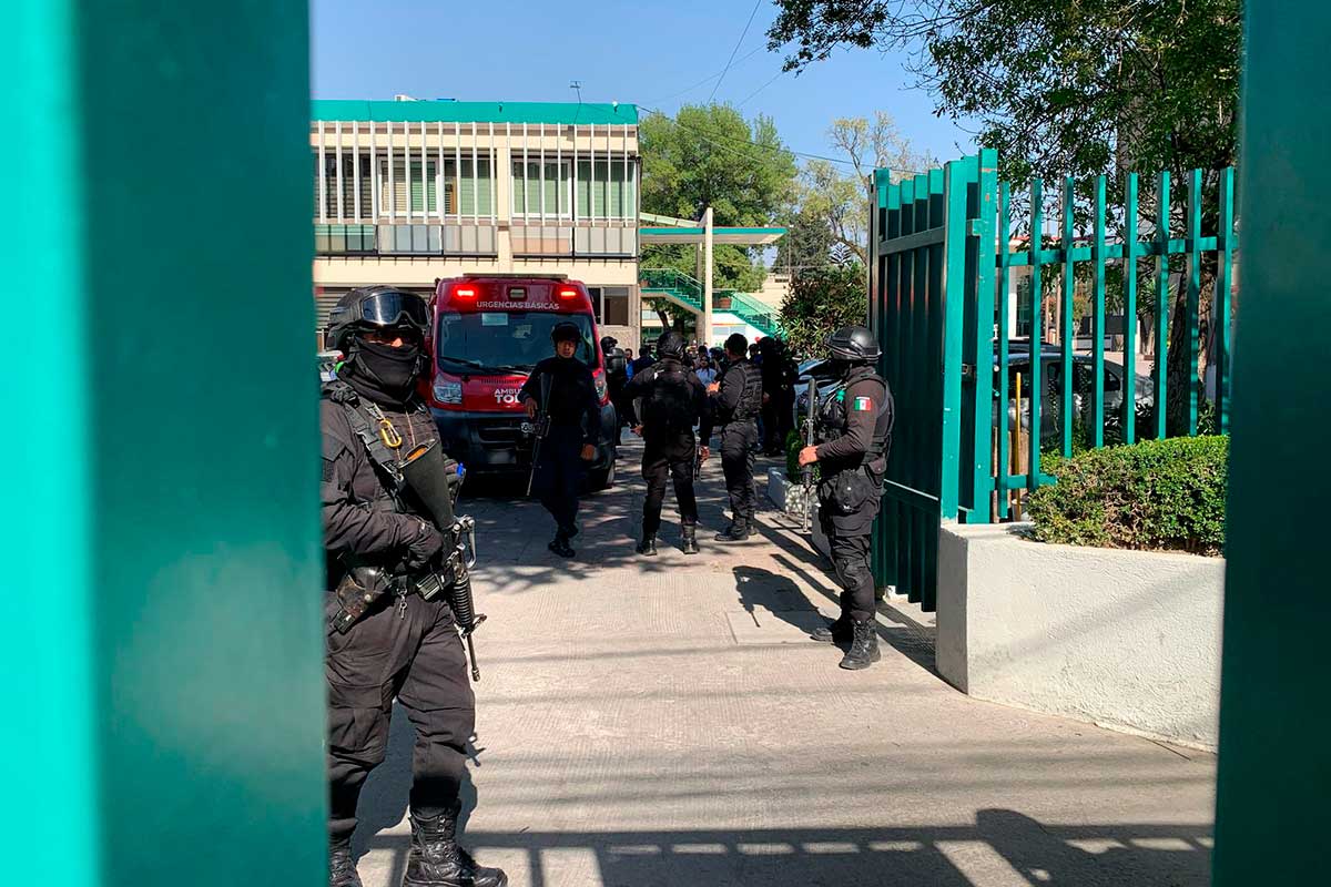 Evacuación de la Clínica IMSS 221 por amenaza de bomba.