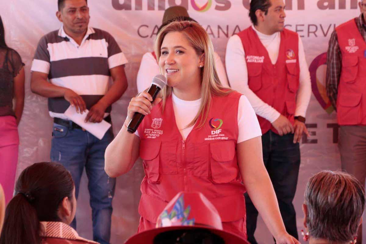 Ana Muñiz Neyra presidenta municipal.