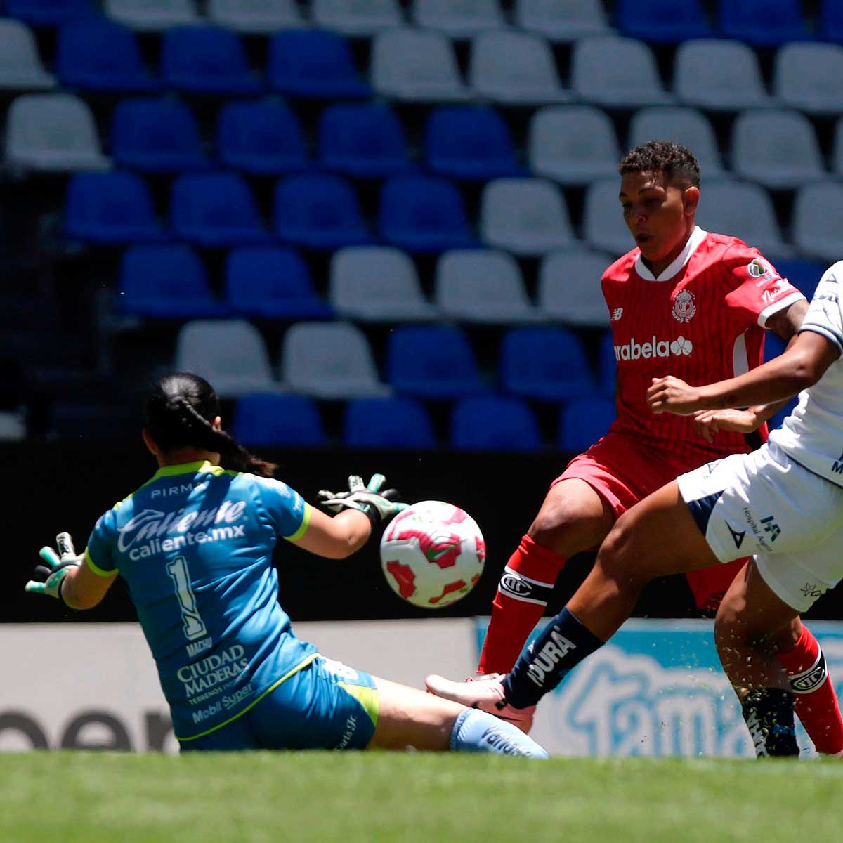 Toluca Femenil vence a Puebla 3-1.