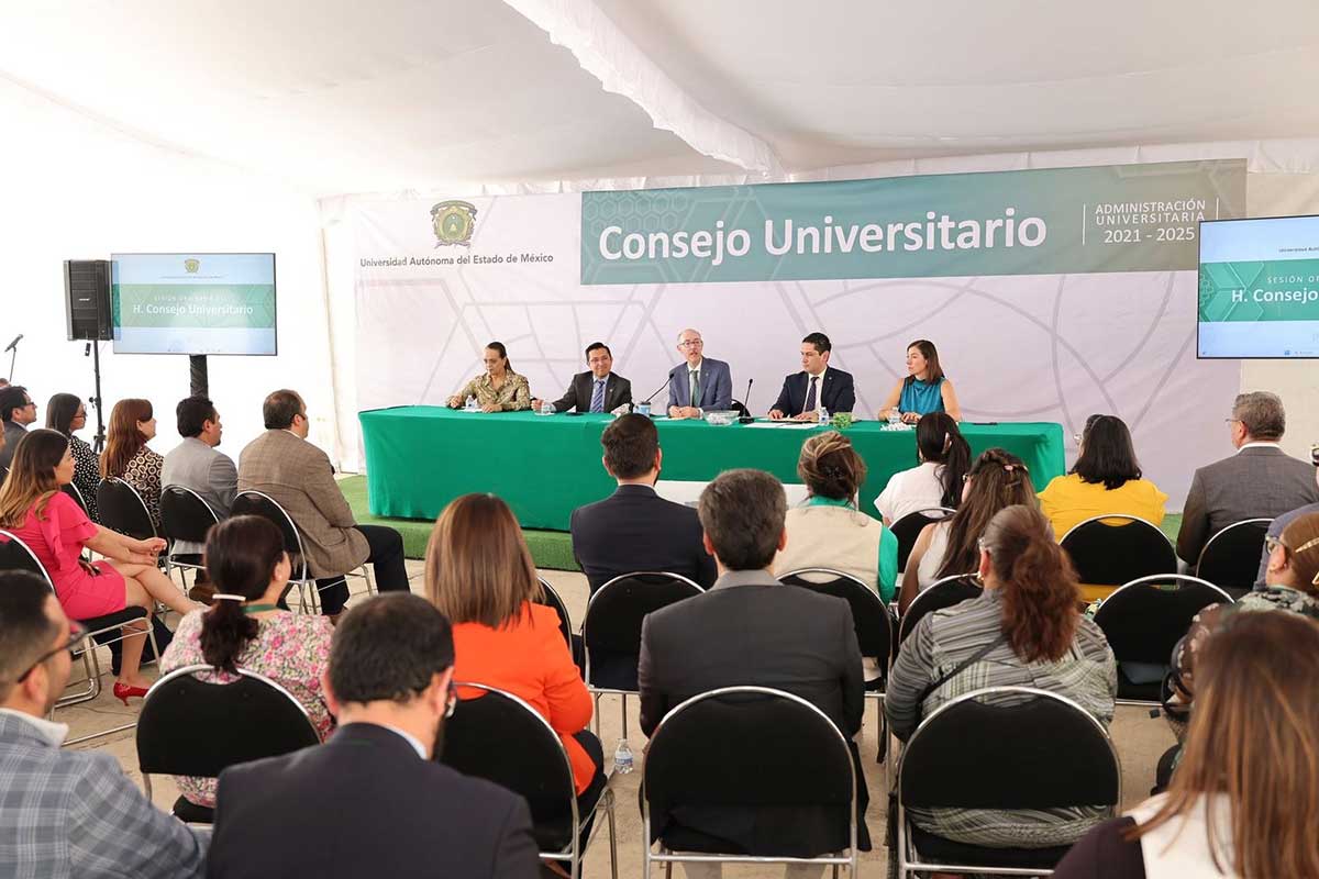 La UAEMéx cierra la administración sin adeudos.