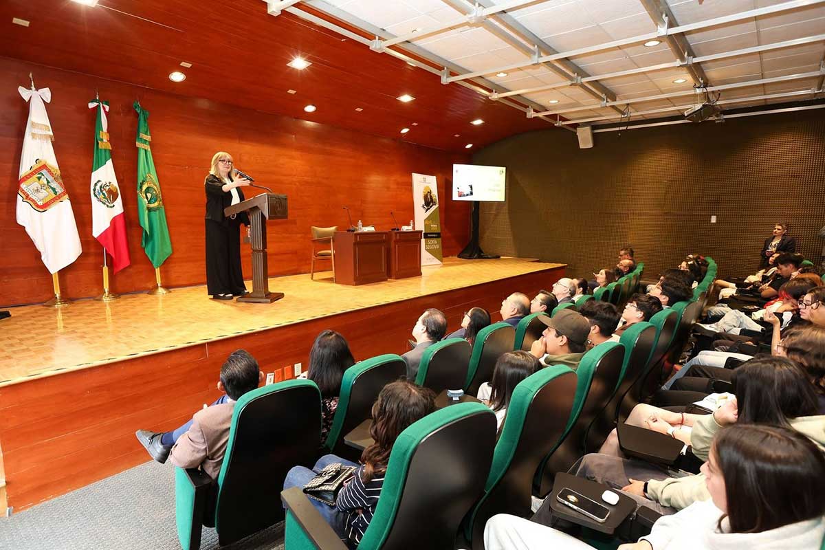 UAEMéx inaugura “Abril, Mes de la Lectura” 2025 con homenaje a Sofía Segovia