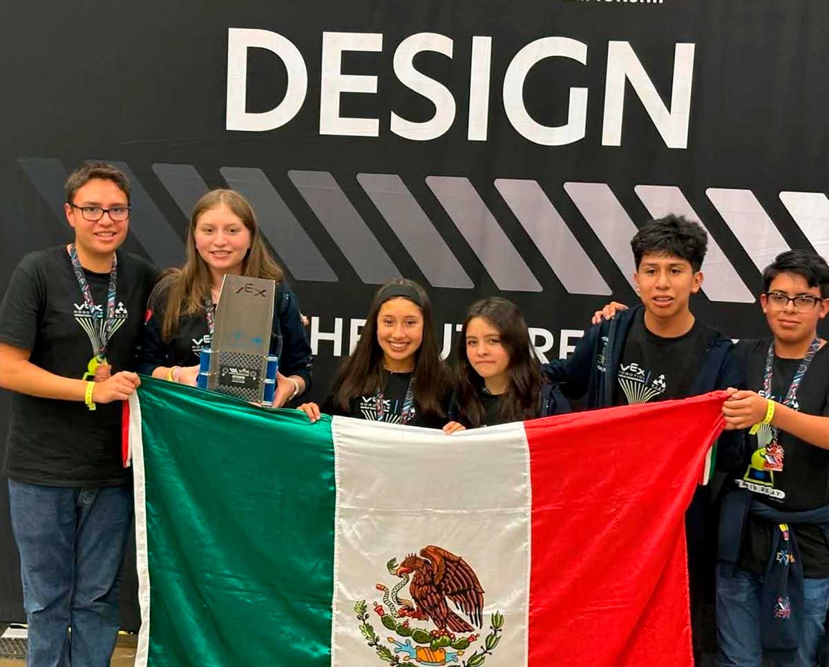 Estudiantes de Toluca ganan el Premio de los Jueces en el Mundial de Robótica en Dallas