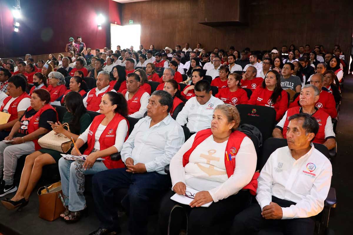 Capacitación de autoridades auxiliares.