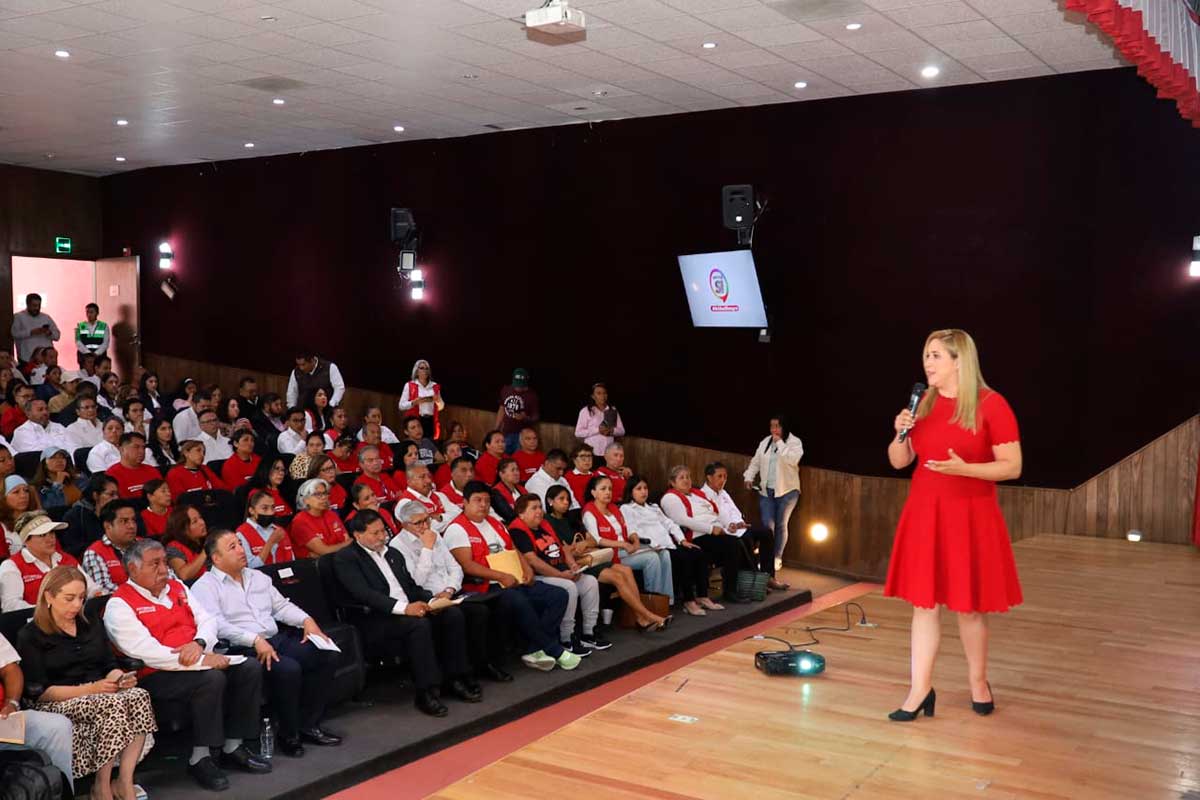 Capacitación de autoridades auxiliares.