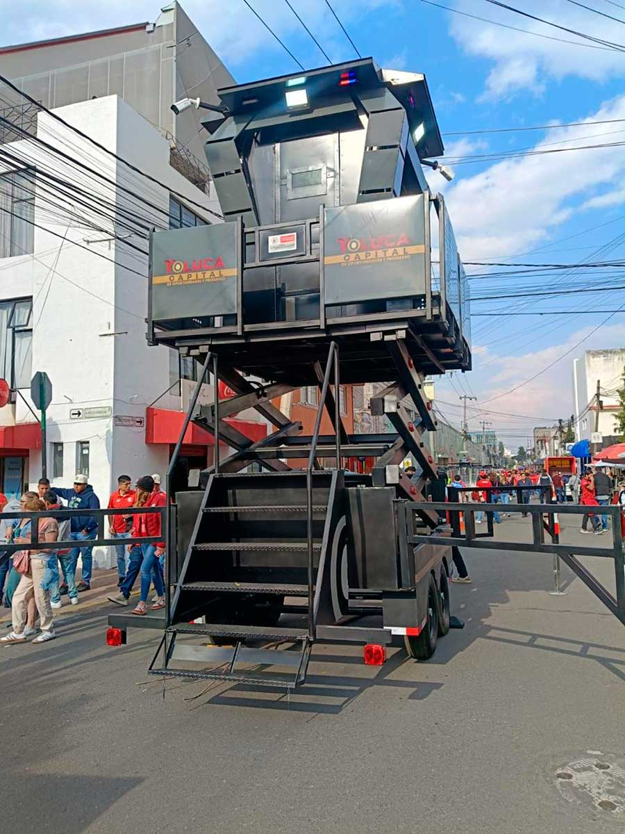 Torres de videovigilancias.