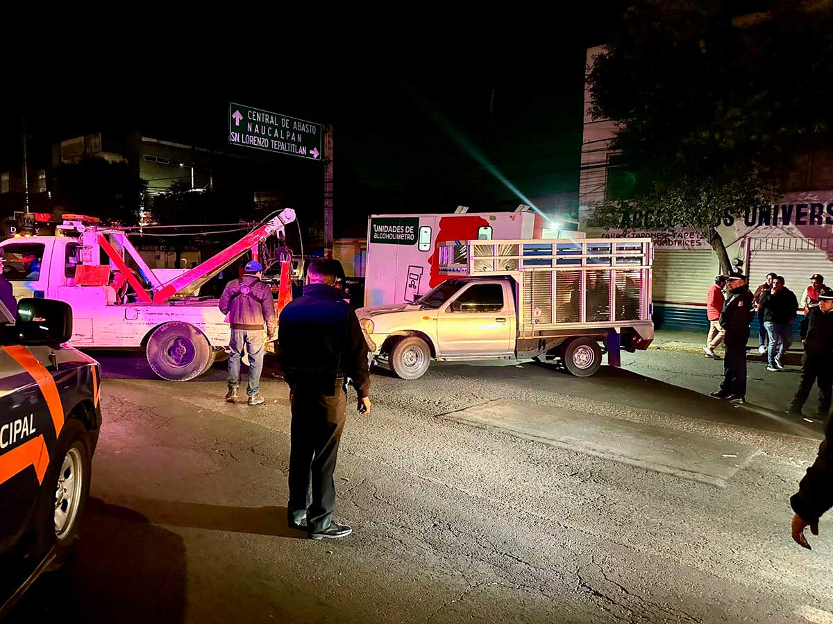 Elementos de seguridad en operativo "Consduce Sin alcohol" en Toluca.