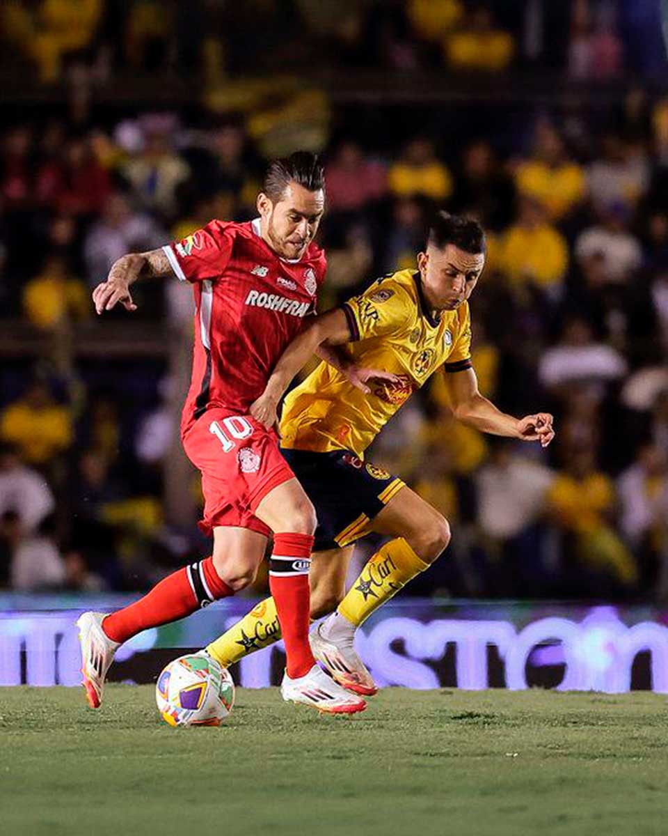 Los Diablos Rojos de Toluca empatan contra Las Águilas del Amércia en el partido de ida de la final del Torneo Clausura 2025.