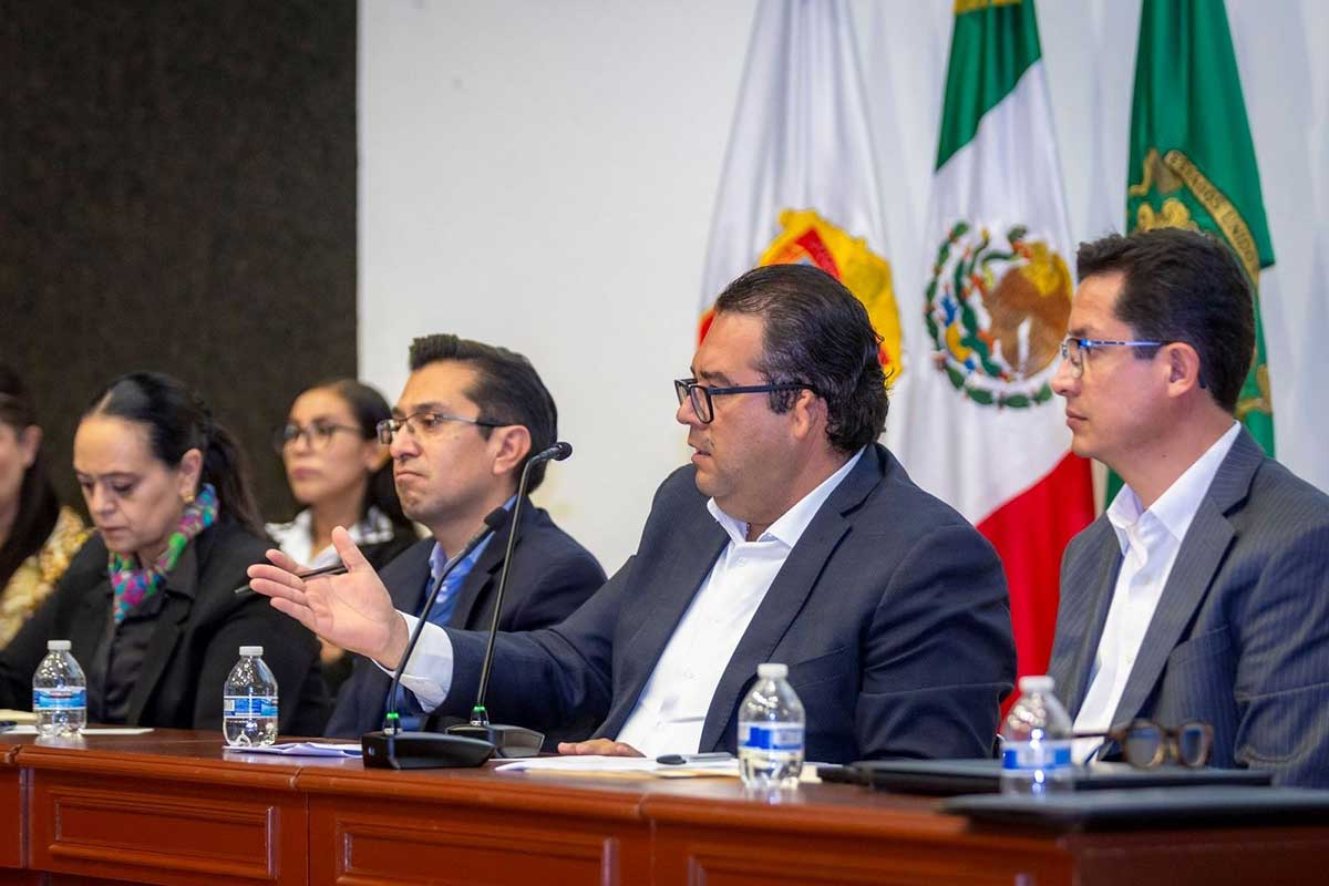 Consejo universitario aprueba cambios en comisiones de la UAEMéx.