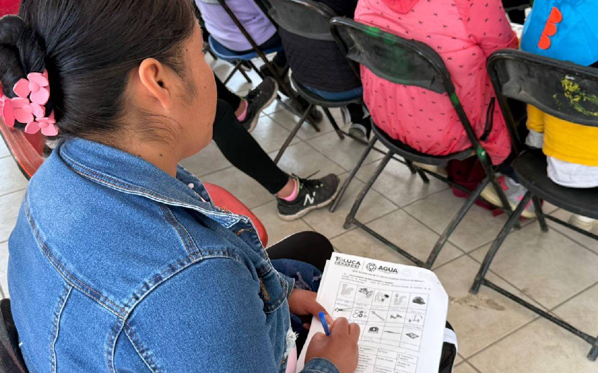 Toluca abre taller de “Fontanería Rosa” en diferentes delegaciones