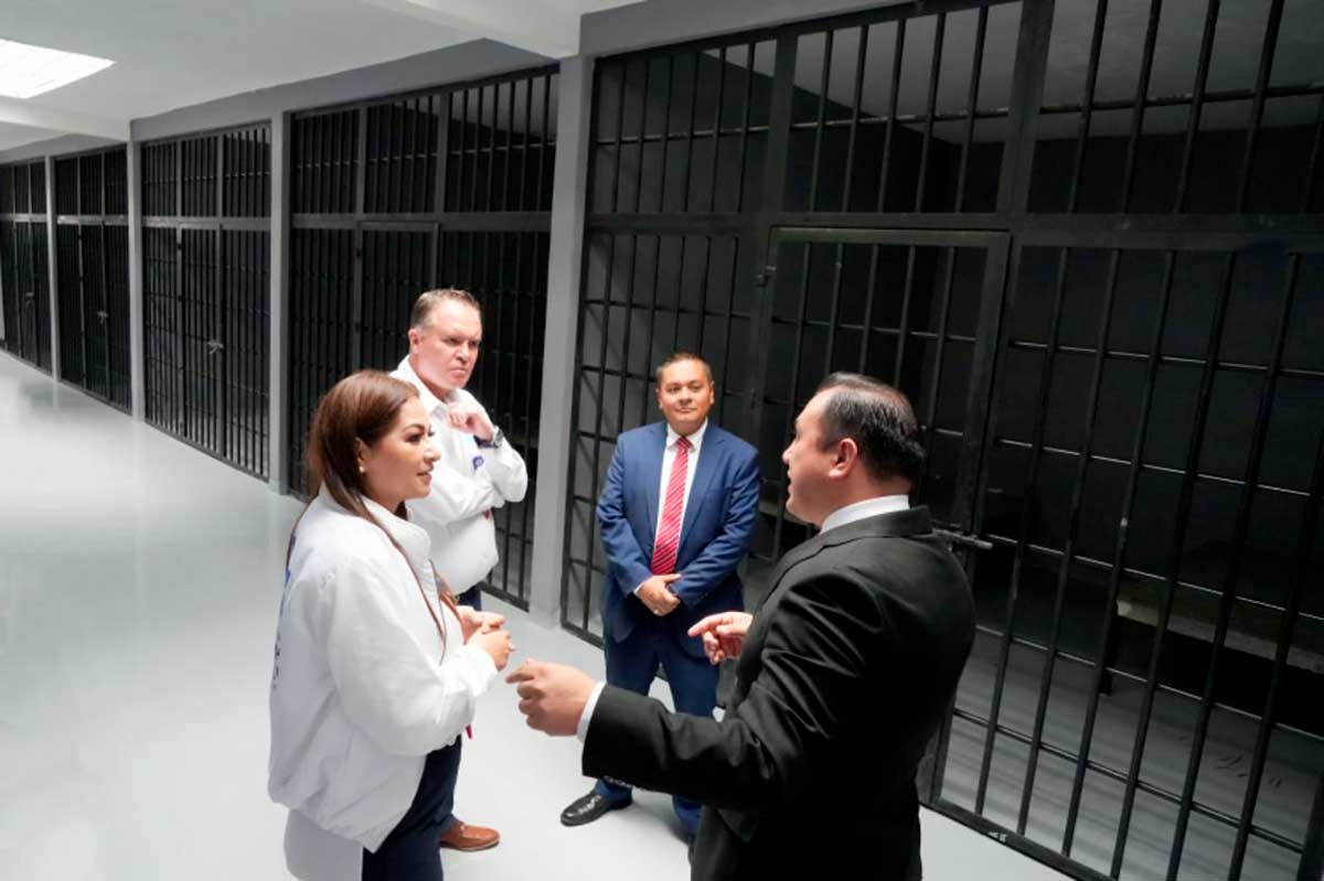 CODHEM supervisa condiciones de instalaciones de detención.