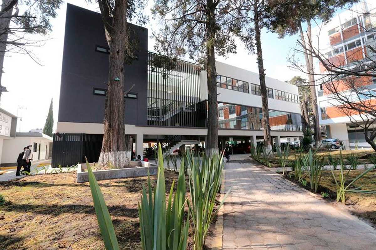 Facultad de Medicina de la UAEMéx celebra 70 años de historia, logros y compromiso con la salud