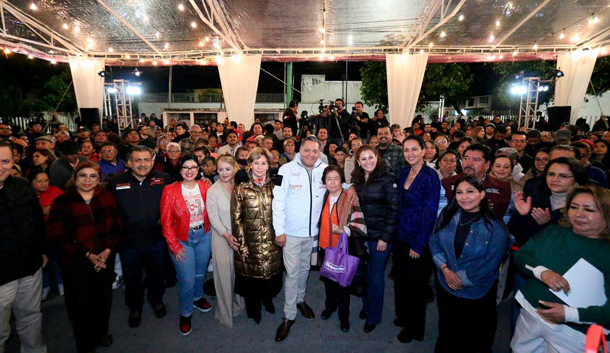 Alcalde de Toluca Ricardo Moreno instalá nuevo alubrado público inteligente.