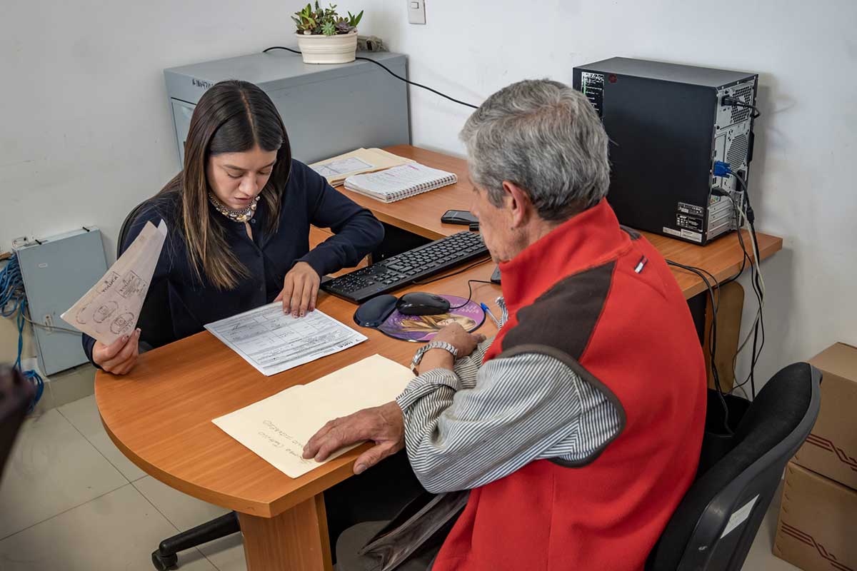 Toluca impulsa nuevos negocios con trámites rápidos y sin burocracia