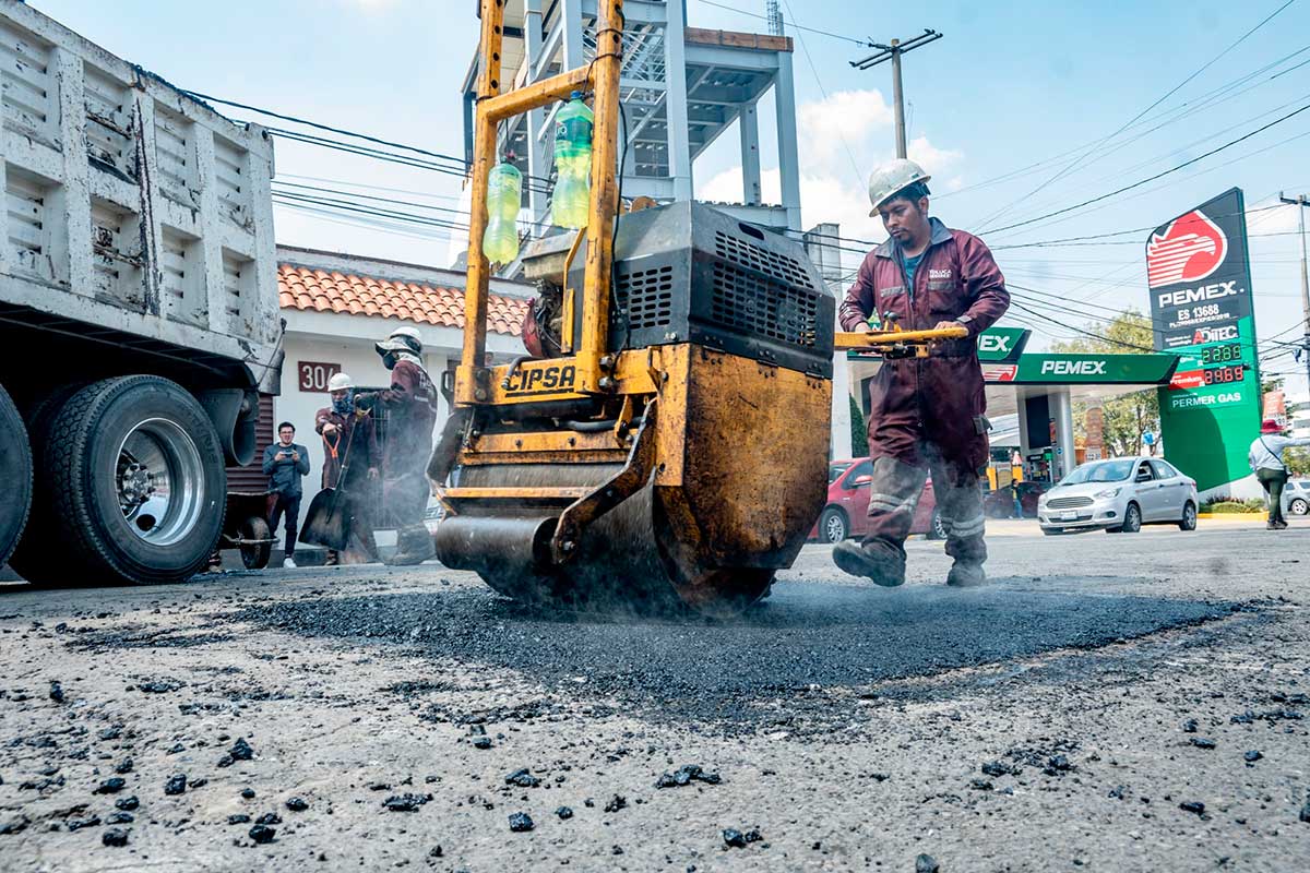 Toluca lanza plan emergente de bacheo con fresado durante temporada de lluvias
