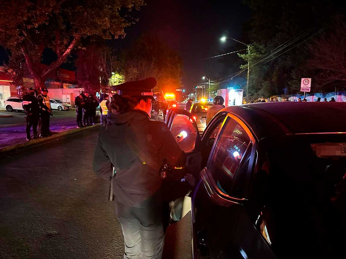 Detectan personas manejando alcoholizadas en Toluca.