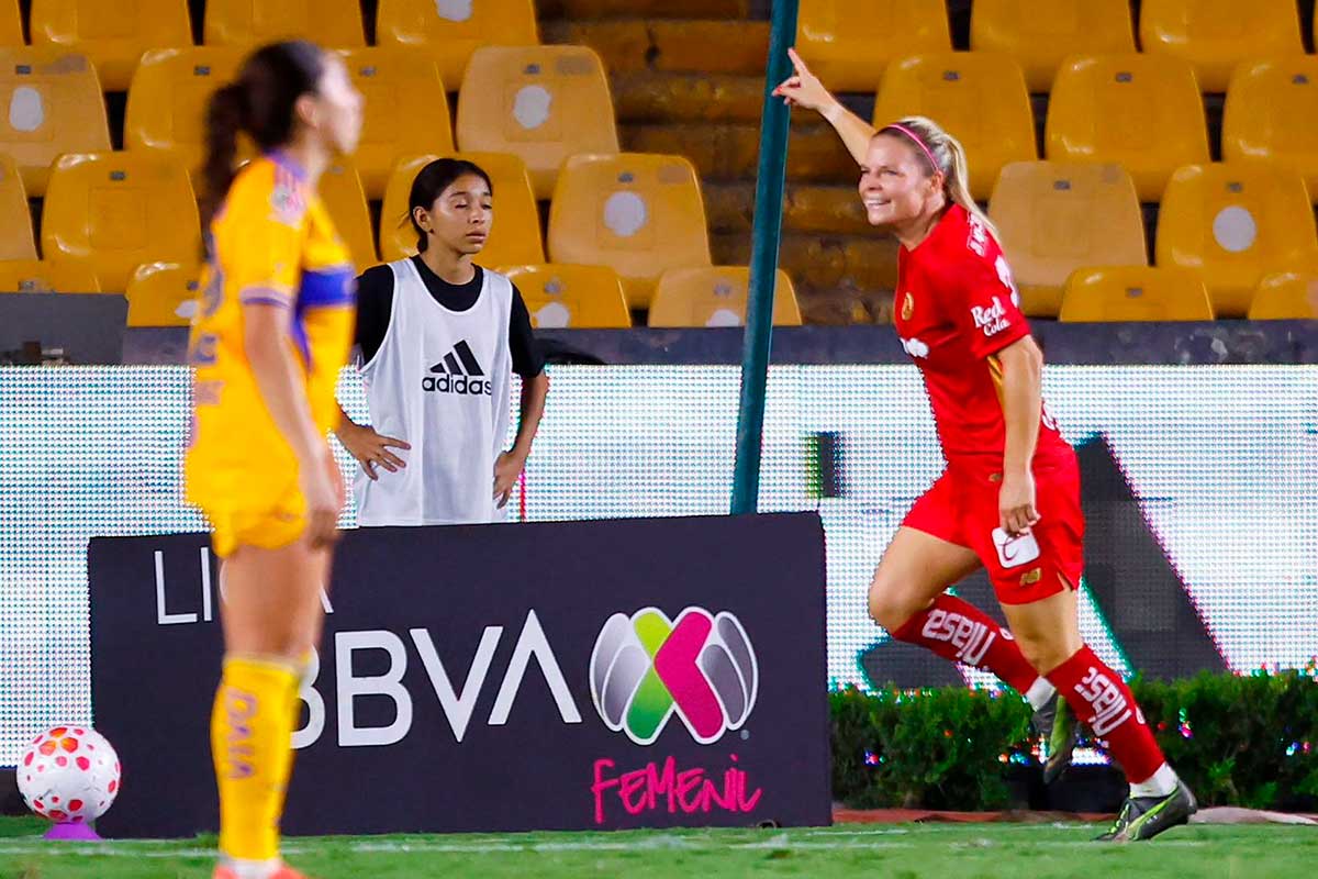 Le Sommer debuta con gol y Toluca femenil rescata empate ante Tigres