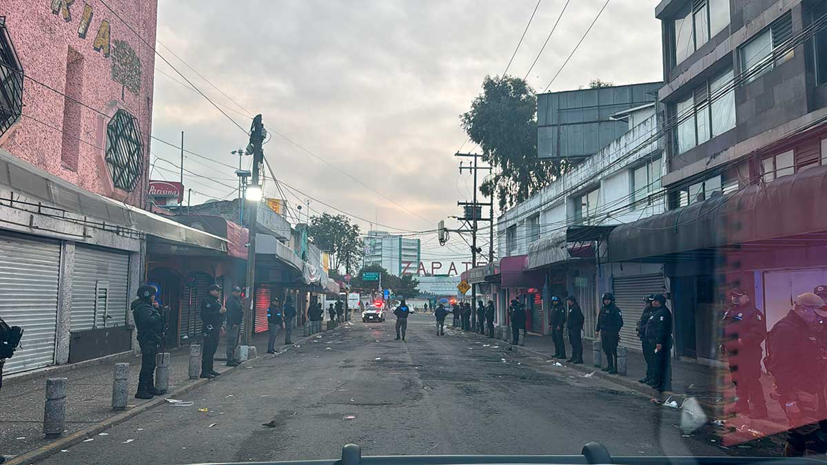 Toluca implementa operativo para recuperar espacios públicos.