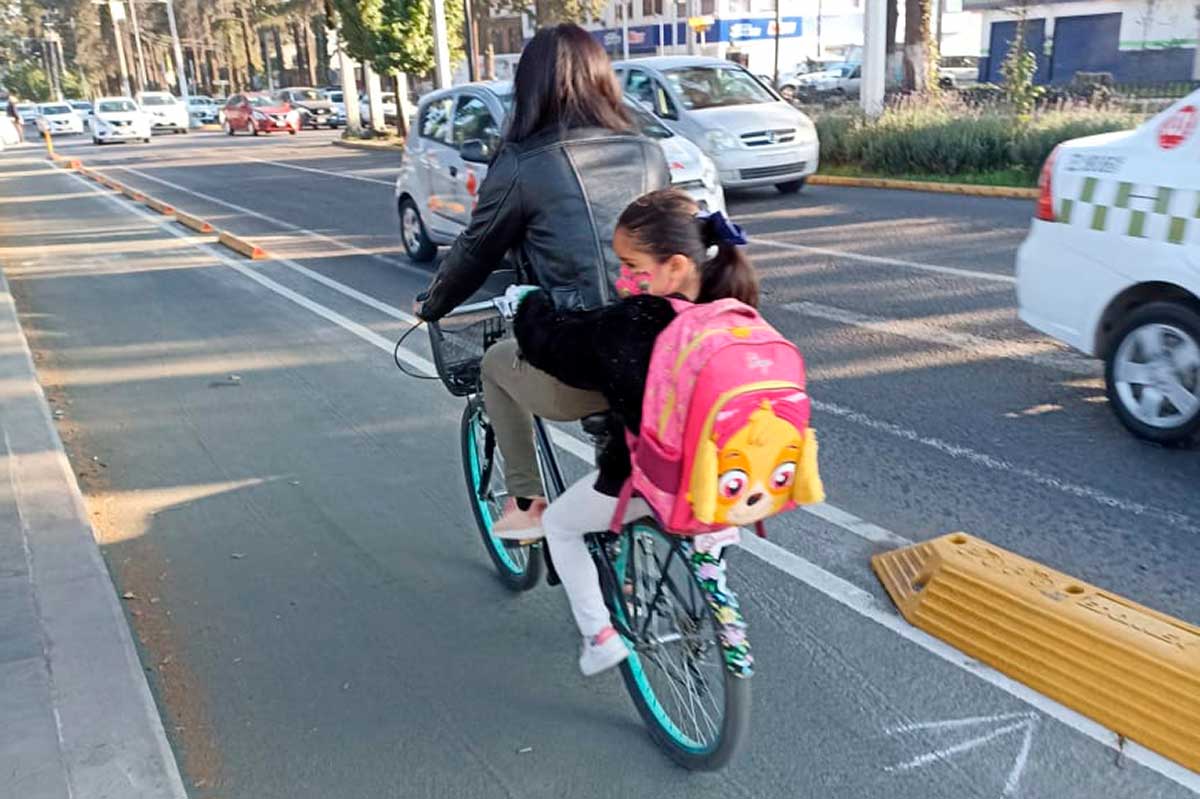 Ricardo Moreno Exhorta a Respetar los Derechos de Ciclistas en Toluca