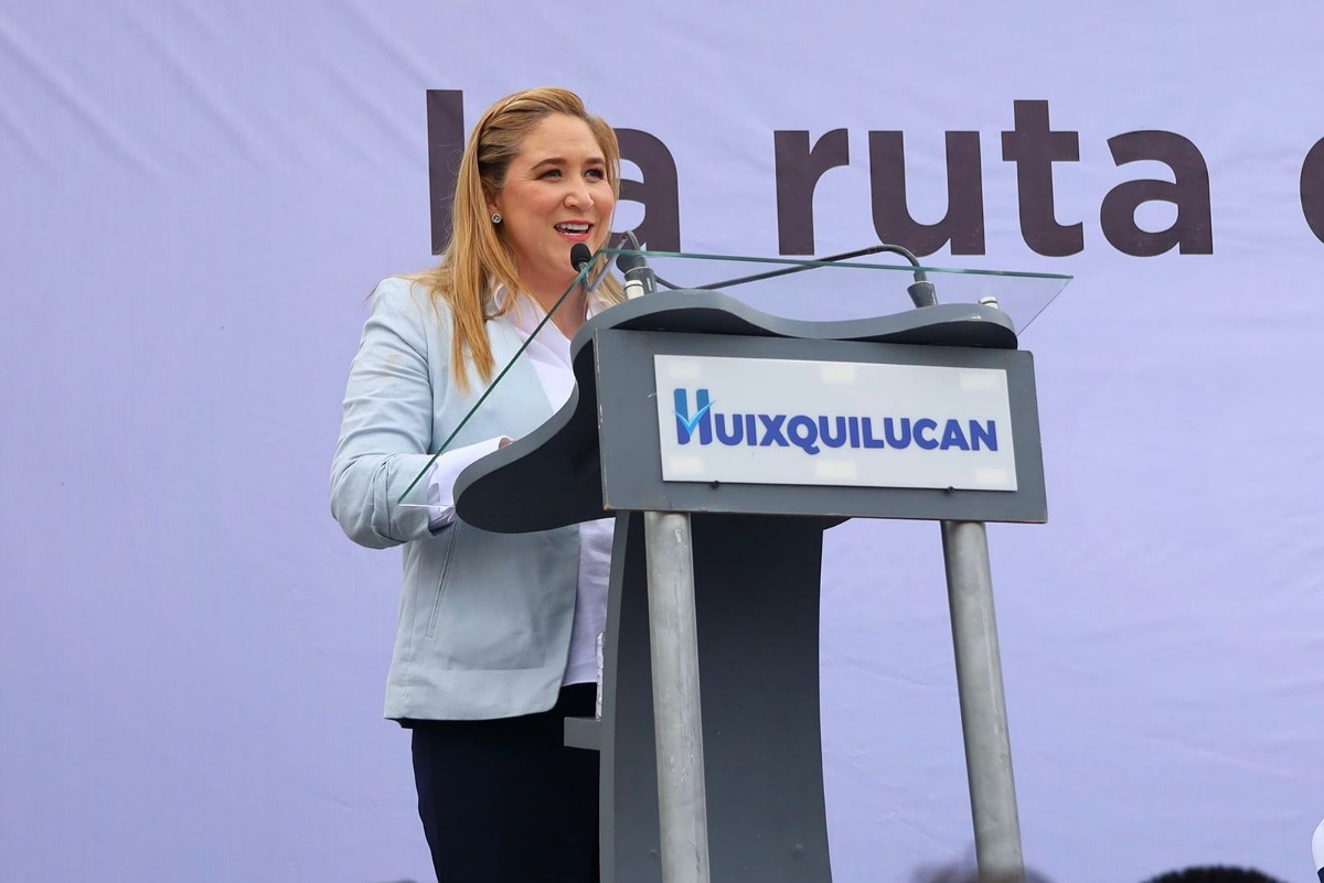 Alcaldesas de San Mateo y Huixquilucan apoyan a productoras de calzado de sus municipios.