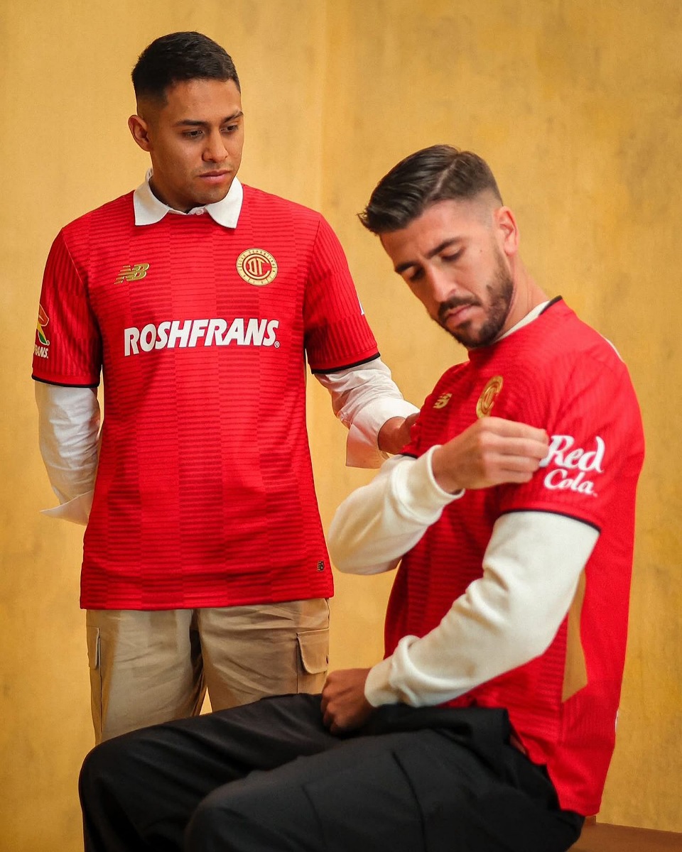 Diablos presenta su nueva playera.