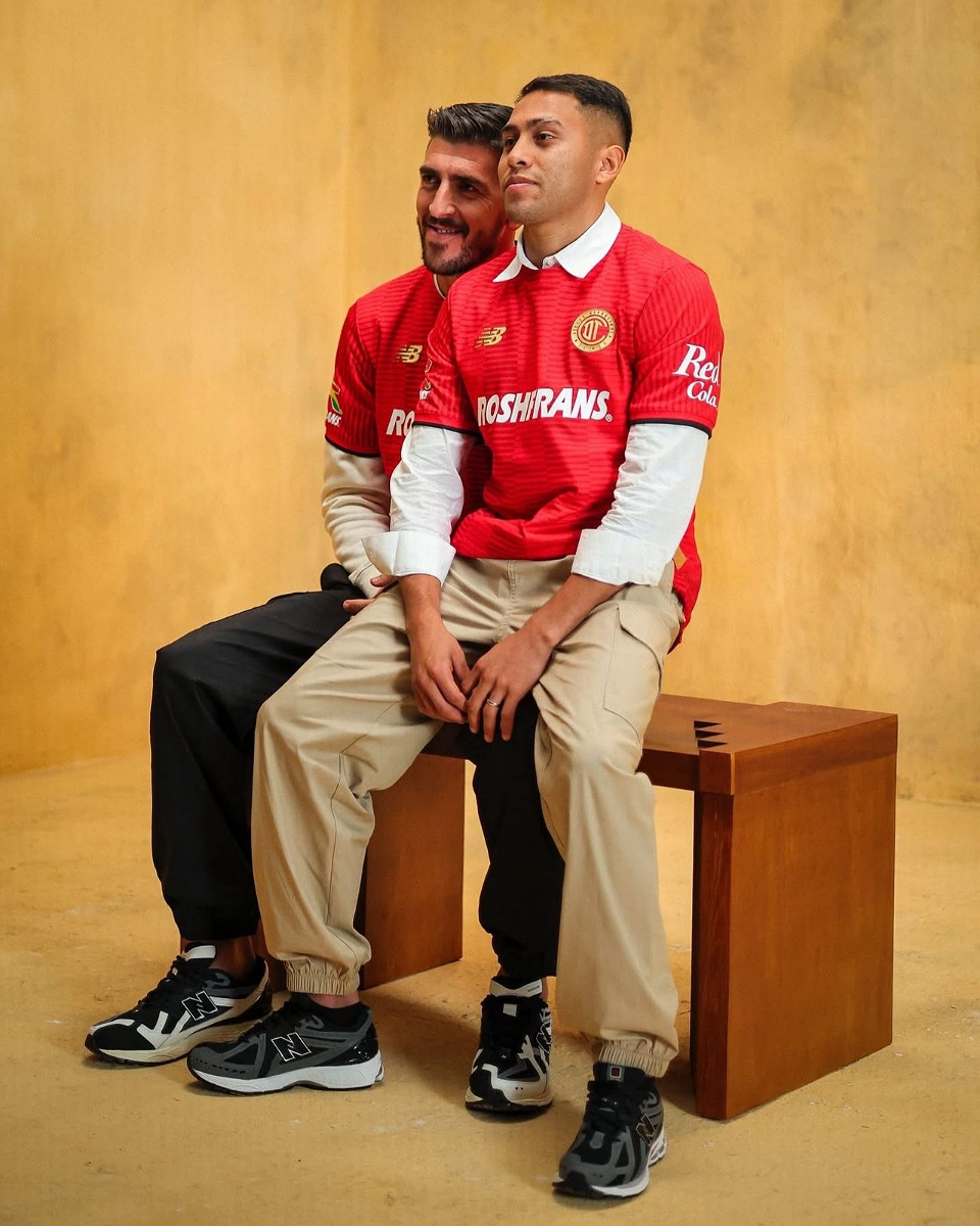 Diablos presenta su nueva playera.