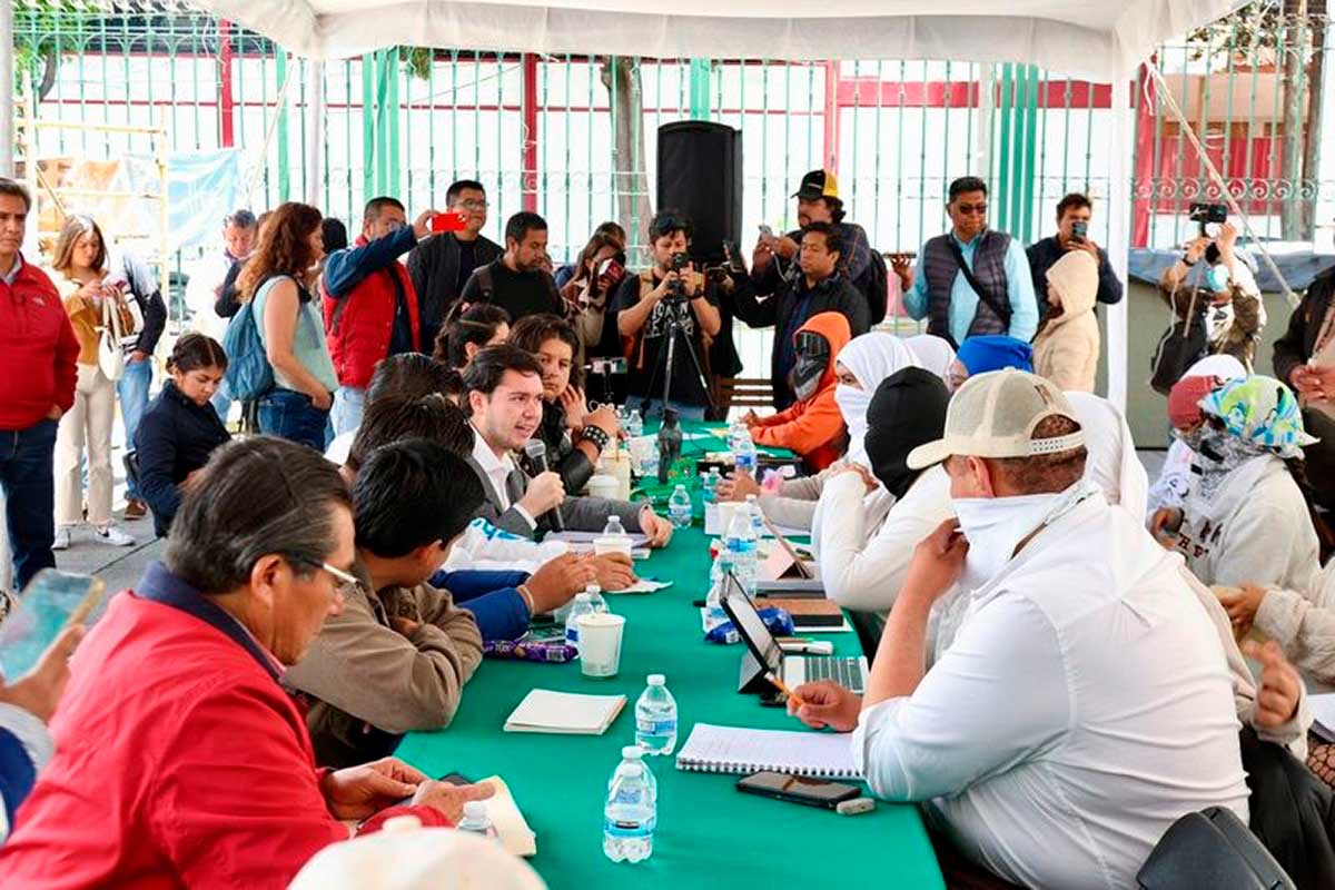 Avanza diálogo entre UAEMéx y Enjambre Estudiantil Unificado sobre reforma al Estatuto Universitario