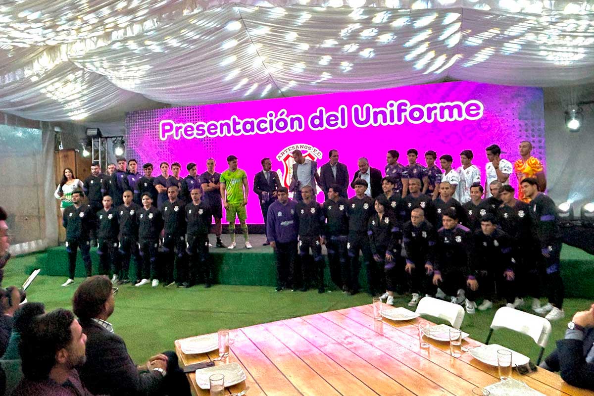 Artesanos Metepec presenta su nueva piel rumbo a la temporada 2025-2026