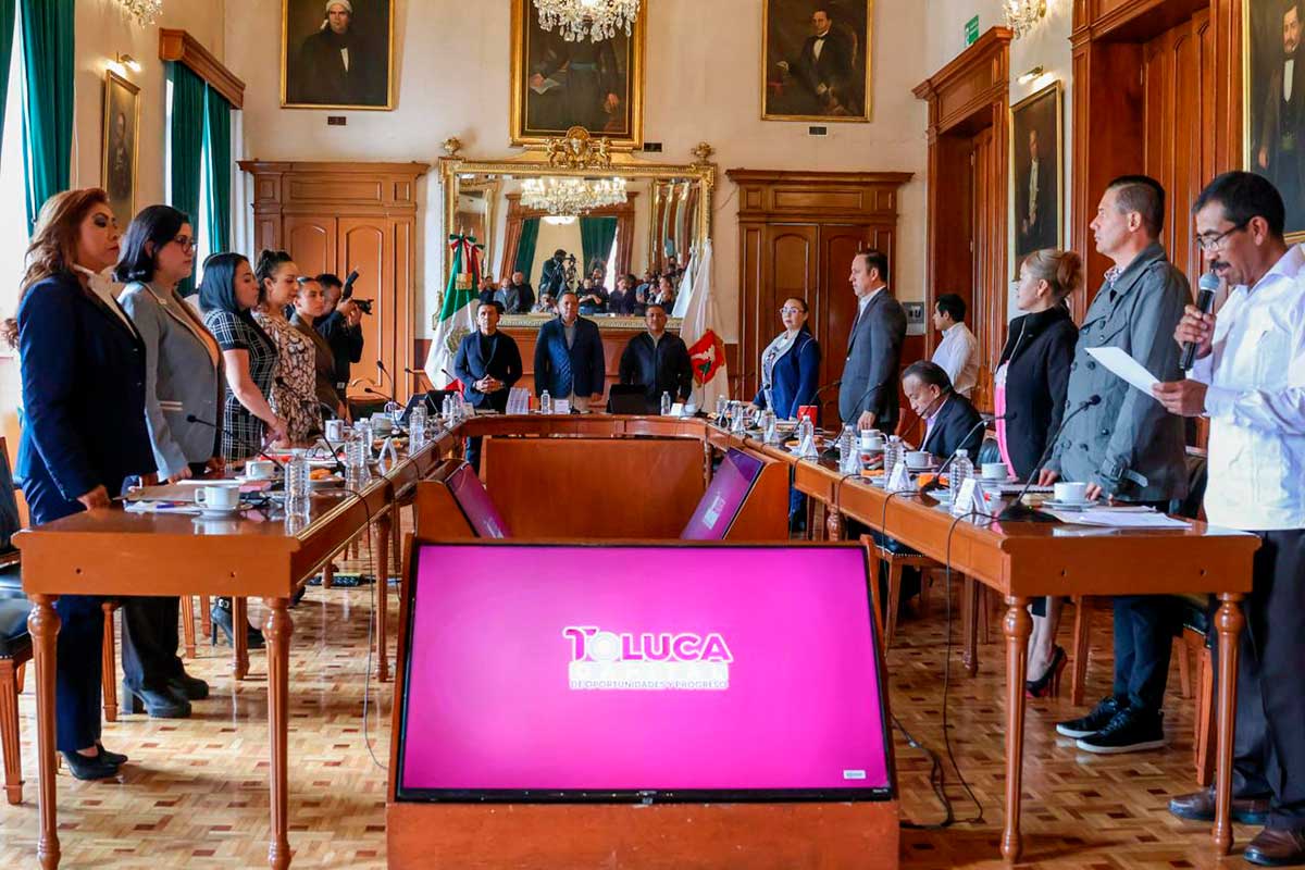 Sesión del Cabildo de Toluca.