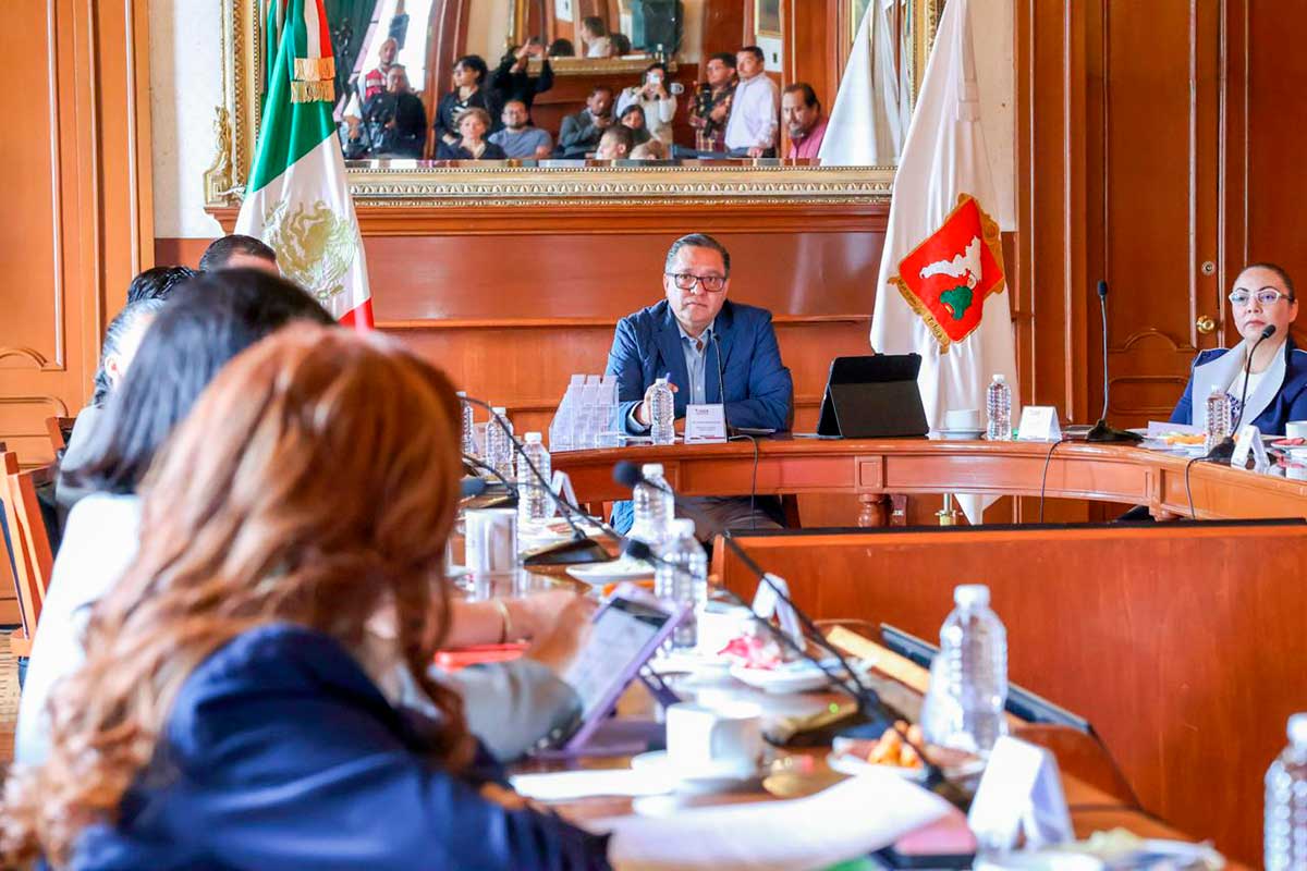 Cabildo de Toluca aprueba exentar pagos de trámites a grupos vulnerables