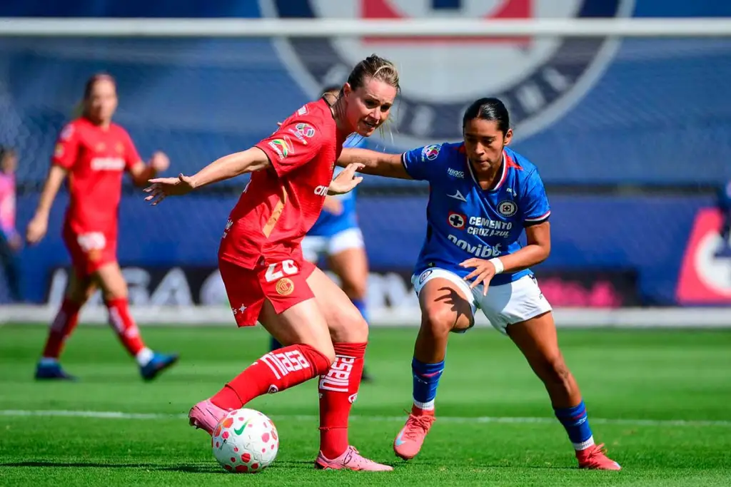 Cruz Azul Femenil le quita el invicto a Toluca en un partido de locura. Noticias en tiempo real
