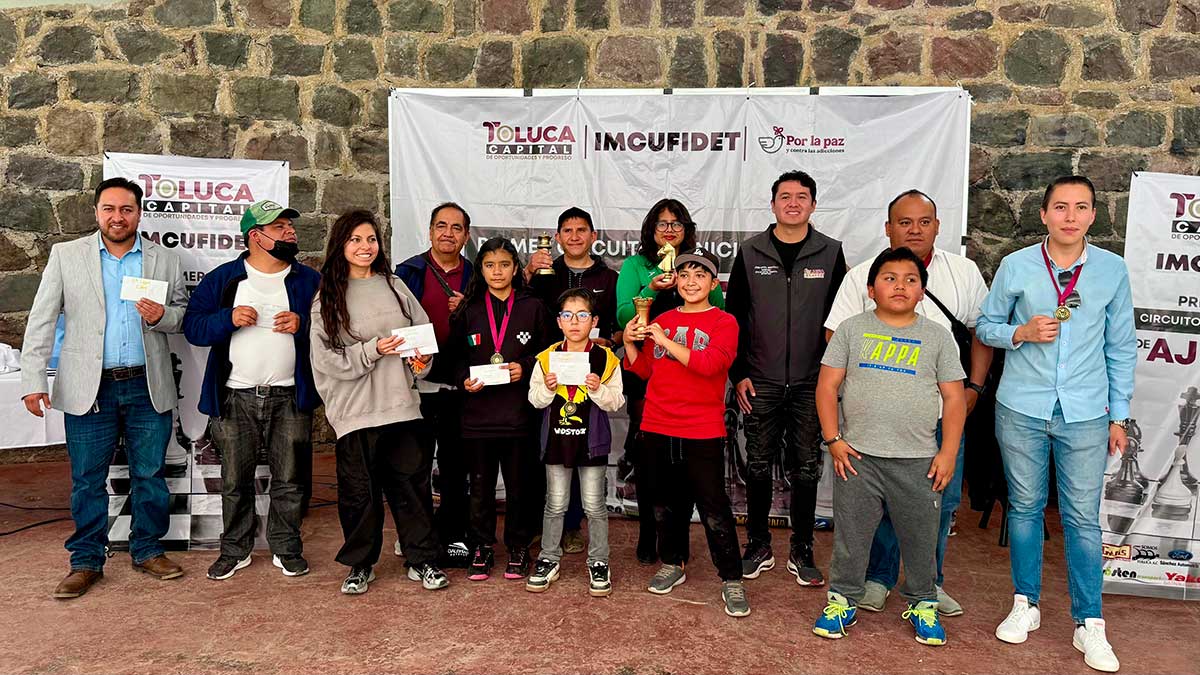 Jugadores de Ajedrez en Toluca.