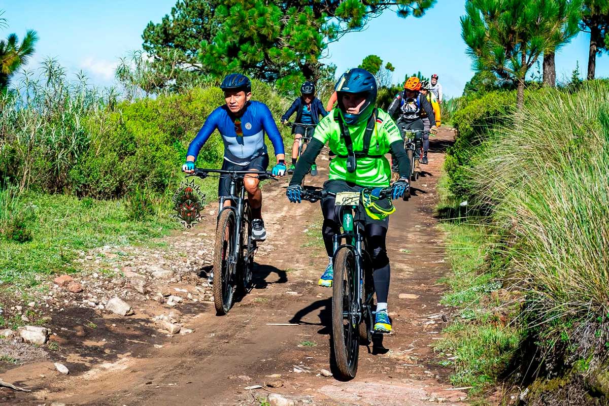 Reto Bothzanga 2025: ciclismo extremo en el Centro Ceremonial Otomí