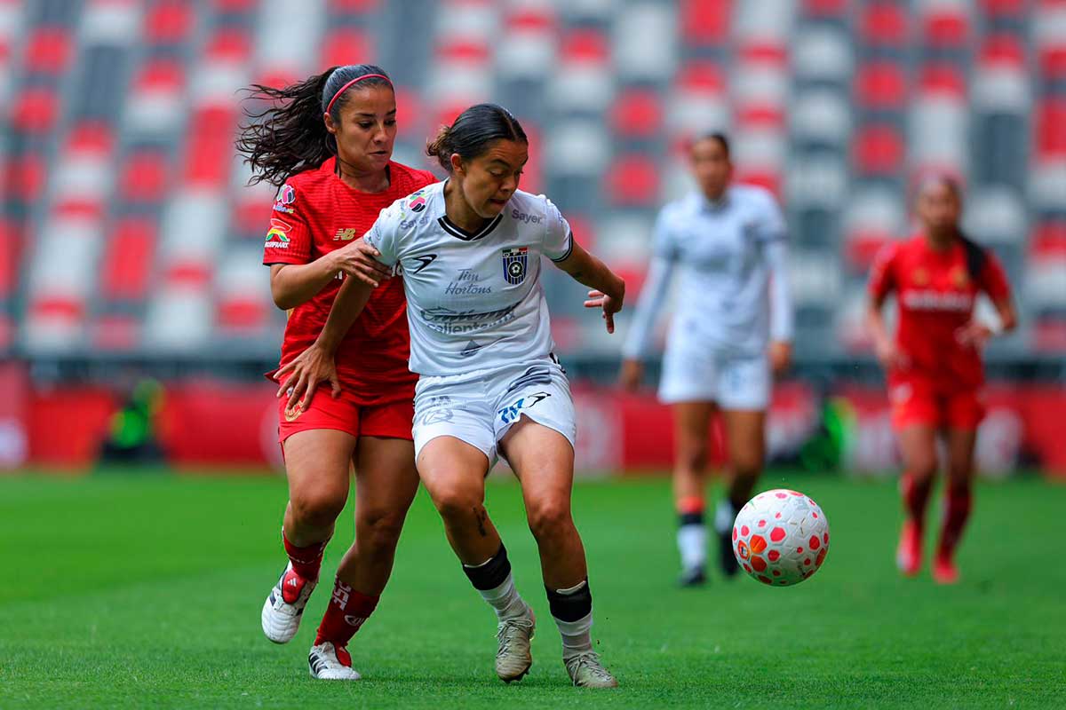 Toluca Femenil vence al Queretaro 2-0.