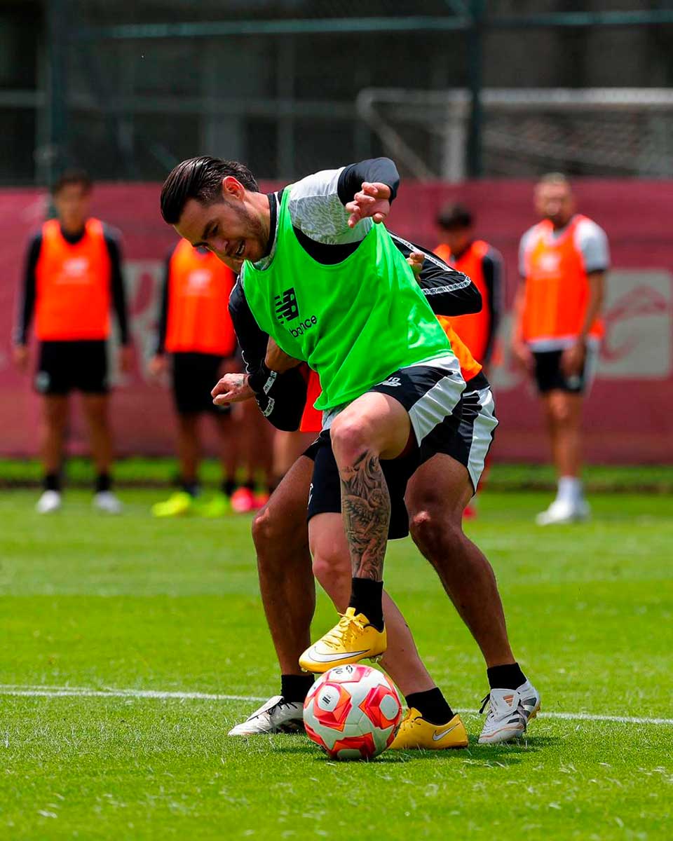 Entrenamiento de los Diablos Rojos del Toluca.