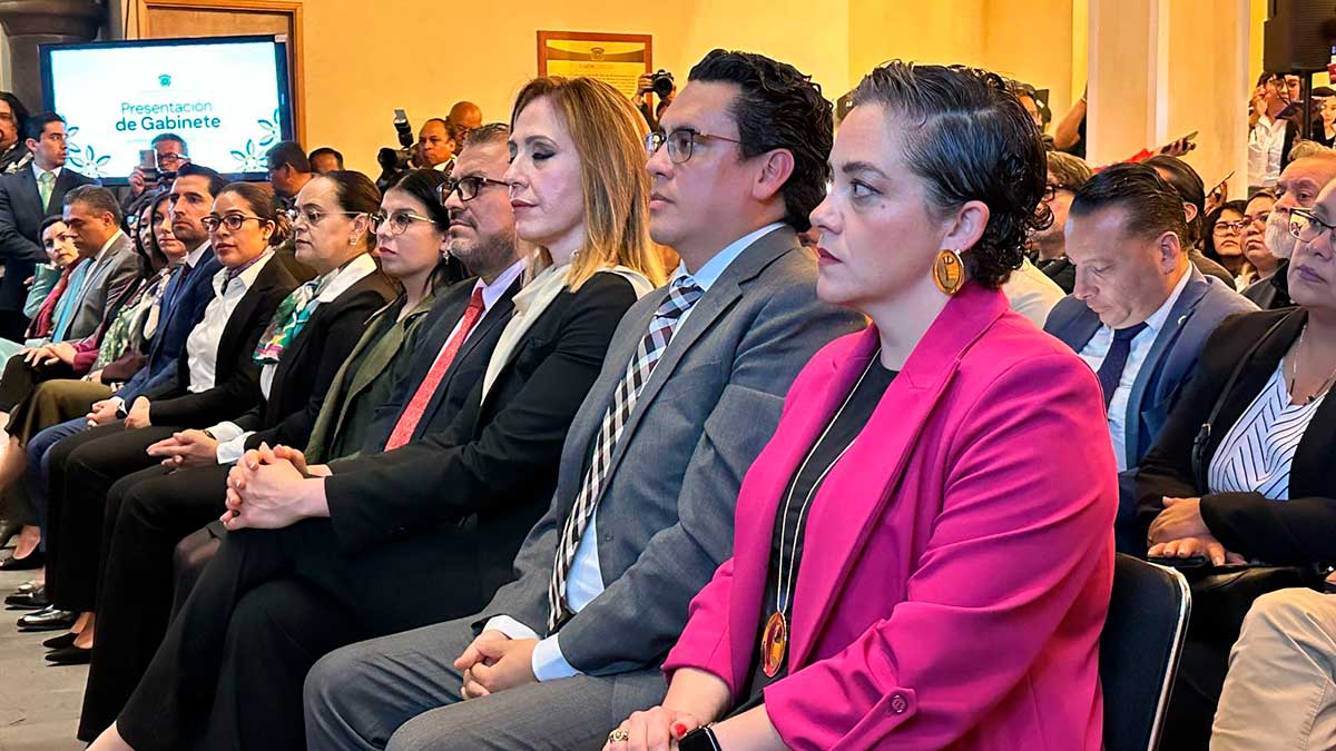Nuevo gabinete universitario.