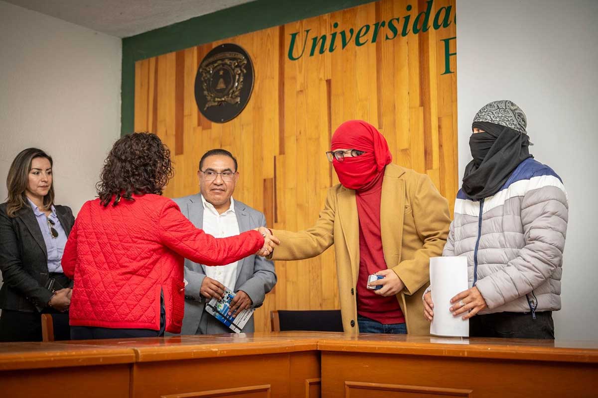 Avanza UAEMéx en diálogo con estudianters de ingeniería.