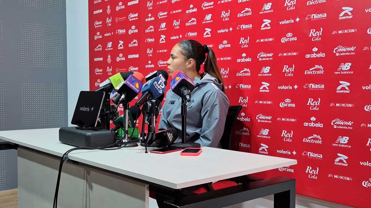 Valeria Martínez jugadora de las Diablas Rojas del Toluca.