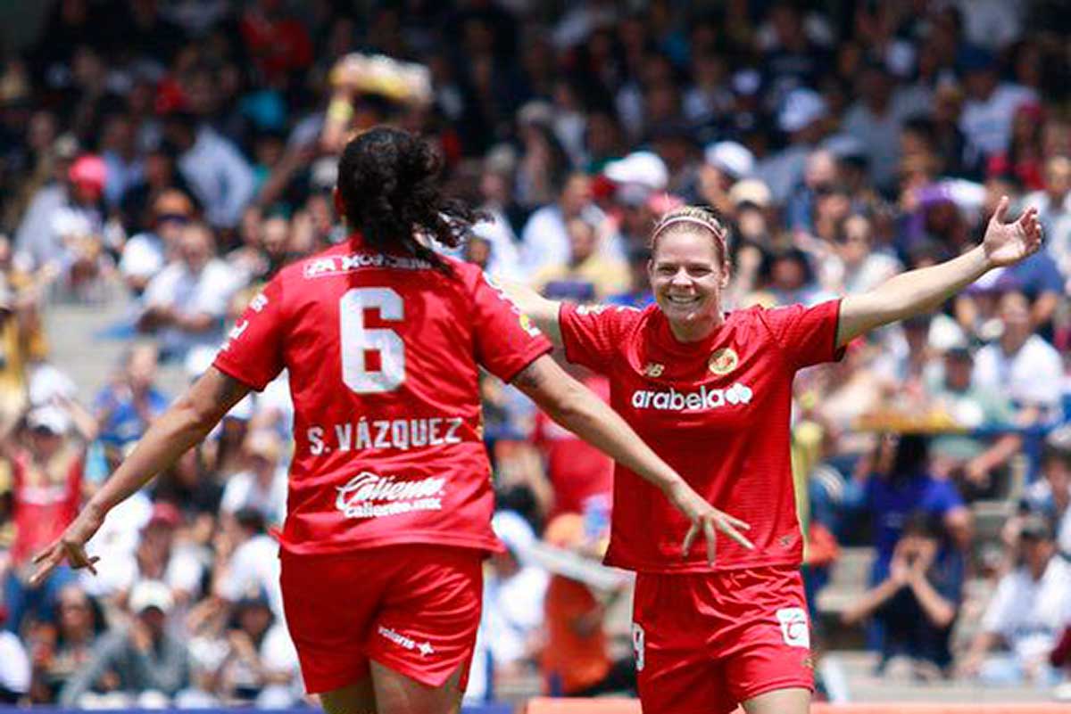 Diablas Rojas vencen a Pumas con doblete de Eugenie Le Sommer
