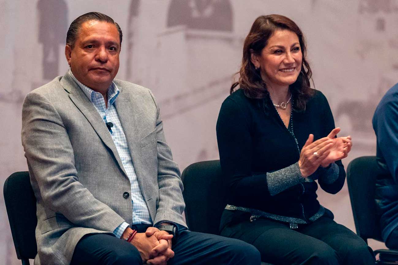 Dif Toluca y gobierno municipal anuncian programa Ahijados DIF en Toluca.
