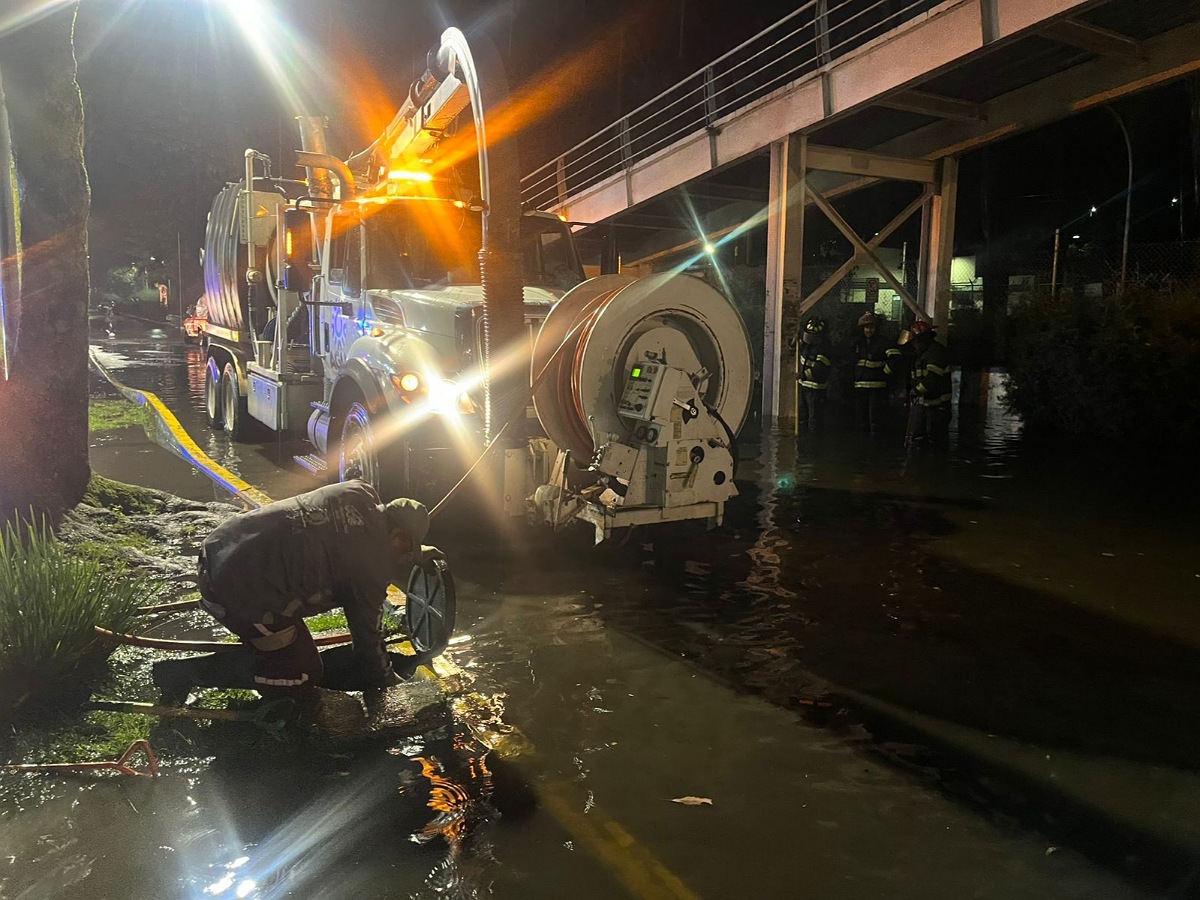 Gobierno de Toluca despliega operativo de atención tras fuertes lluvias